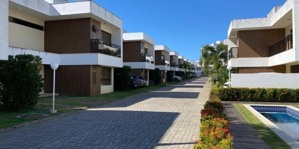 WhatsApp Image 2025-10-28 at 12.50.00 (1)