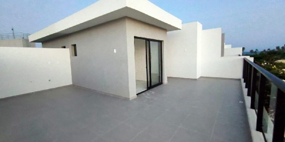 WhatsApp Image 2025-11-03 at 10.48.10 (1)