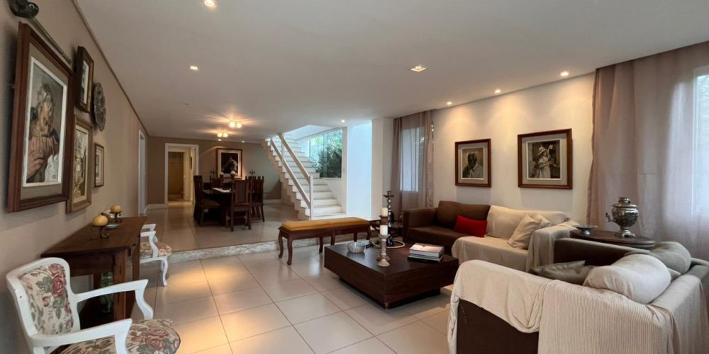 WhatsApp Image 2025-11-05 at 12.19.34 (1)